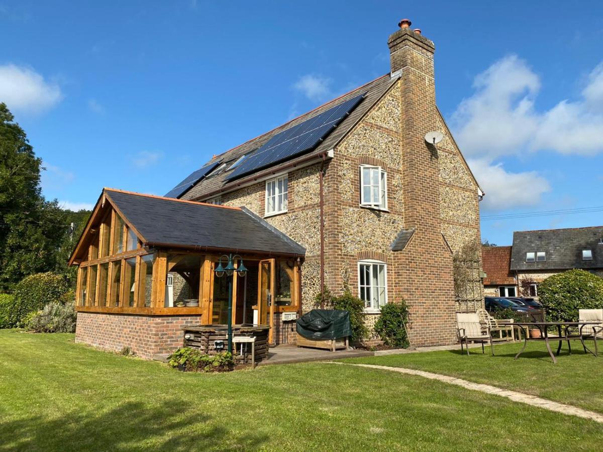 Eco-friendly Dorset With Set In Heart Of Countryside Holiday home *