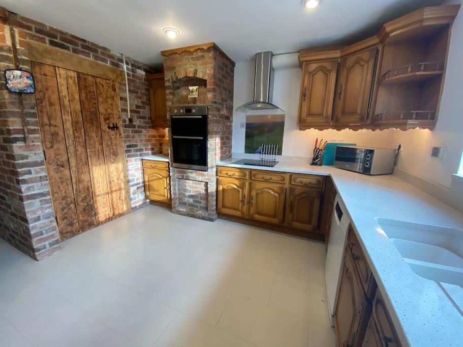 Eco-friendly Dorset With Set In Heart Of Countryside *