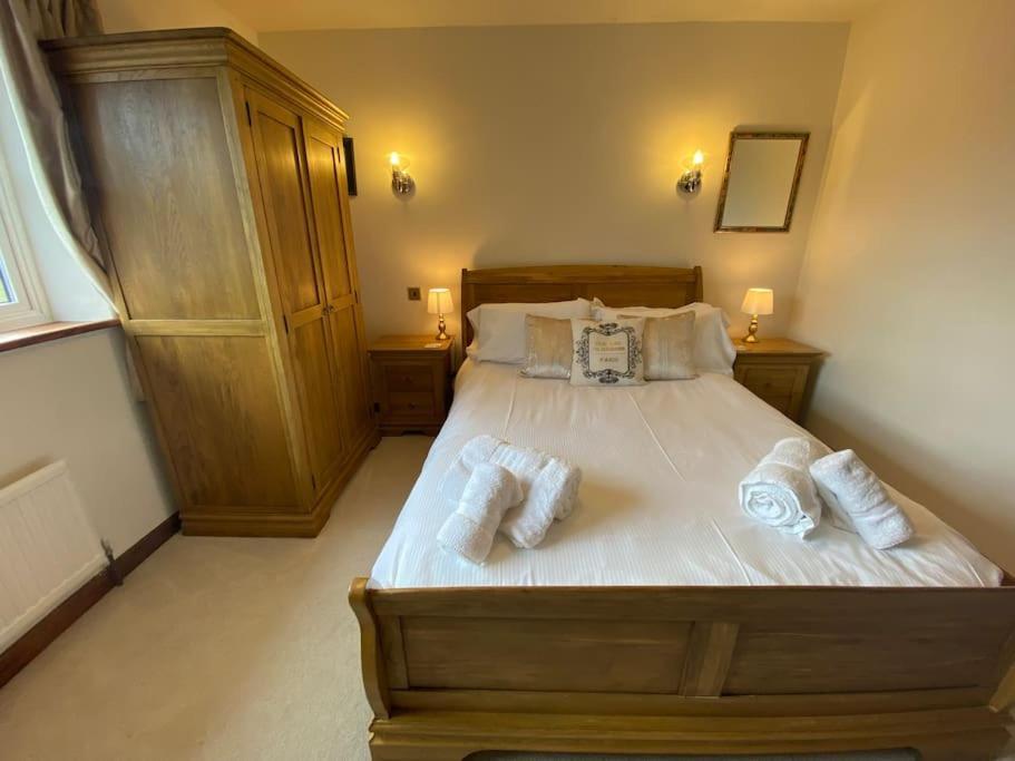 Eco-friendly Dorset With Set In Heart Of Countryside